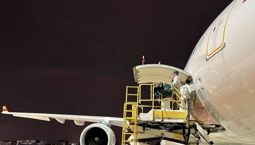 國際空運(yùn)